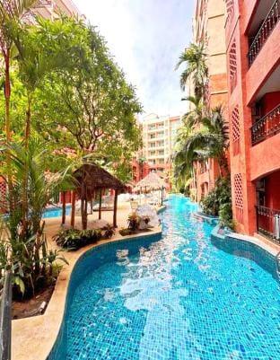 SEVEN SEAS RESORT water park pattaya  Apartment in Pattaya City
