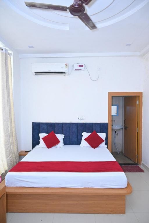 HOTEL THE GRAND PALACE Hotel in Uttar Pradesh