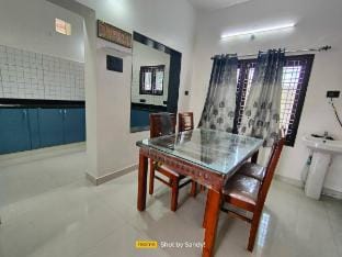 Serene Stay FarmVilla | Pool | Lawn | BBQ | Events Vacation rental in Telangana
