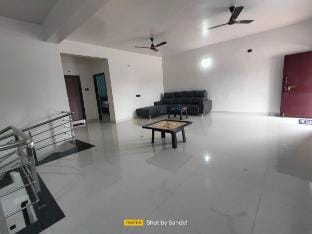 Serene Stay FarmVilla | Pool | Lawn | BBQ | Events Vacation rental in Telangana