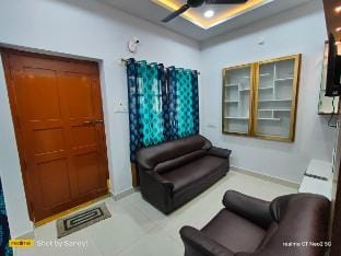 AweNest Homes - Private 1BHK - CKN101 Vacation rental in Hyderabad