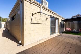 Sunny 1BR house, sleeps 4, near Fremantle, Fiona Stanley Hosp  Cockburn Getaway Vacation rental in Perth