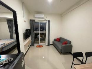COMFORTSTAY@CitraPlaza Nagoya 1BR #12-12 Pool View Vacation rental in Riau Islands, Indonesia