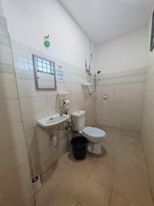 MixxHome @ Seremban 2 (1 Queen Bed, Share Bath) Vacation rental in Negeri Sembilan, Malaysia