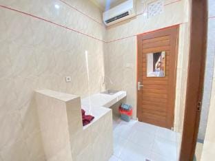 SG Hotel - 2 Minutes to the Beach Vacation rental in Kuta