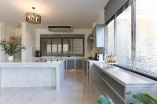 Sea-View 6BR Pool Villa, 400m from the Beach V30 Villa in Wichit