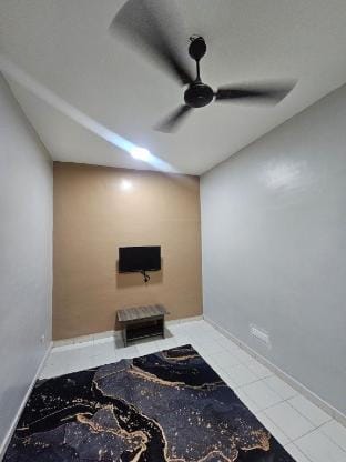 Strategic stay inn Vacation rental in Penang