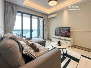 Woodlands & OceanView Staycation JB | Walks to CIQ Vacation rental in Johor Bahru