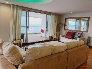 MODERN 3 BEDROOM SEAVIEW 2,700 SQFT Vacation rental in Pattaya City