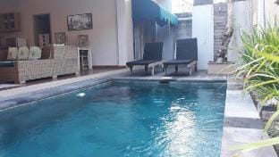 Balangan House 2bedrooms，Balangan Beach Vacation rental in Bali