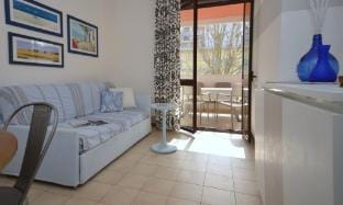 Stylish Seaside Stay in Brand-New Residence Apartment in Bibione