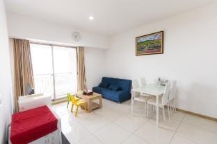 Spacious 2 BR Apt Near SMS Mall – 10 Min Walk Vacation rental in West Java