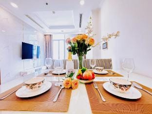 Vinhome Central Park, Pool & Gym, Landmark 81 View Vacation rental in Ho Chi Minh City