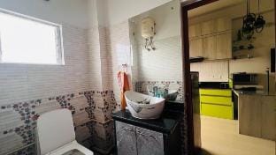 ‘Cozy’ Art-Directed flat Vacation rental in Kolkata