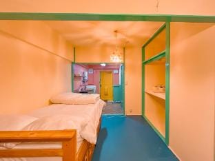 creamy moon yellow Vacation rental in Yokohama