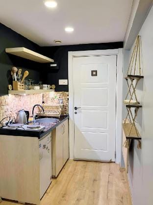 Cozy Central Flat w/Netflix & Elevator Near Metro Vacation rental in Istanbul