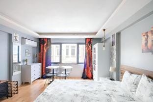 Cozy Central Flat w/Netflix & Elevator Near Metro Vacation rental in Istanbul