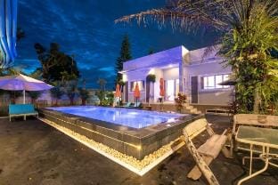You Pool Villa Vacation rental in Pattaya City