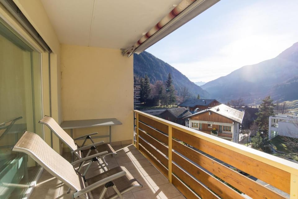 Haus Cristal - 1441m Apartment in Canton of Valais