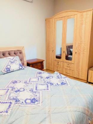 2 bedrooms entire apt, very clean, well furnished Vacation rental in Phnom Penh Province