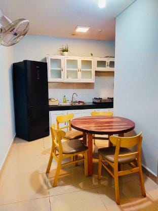 2 bedrooms entire apt, very clean, well furnished Vacation rental in Phnom Penh Province