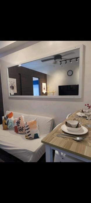 d’DEN @SMDC AIR Makati 1BR Bay view Vacation rental in Makati