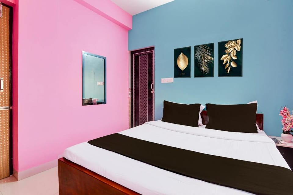 Super Hotel O Uniworld Formerly Cubic Palace Hotel in Kolkata