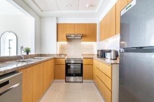 Silkhaus Modern 1 BDR | Bellevue Tower | Downtown Apartment in Dubai