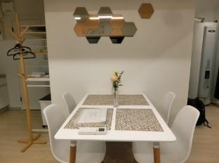 Experience the luxury of Tokyo in the Toranomon. Apartment in Kanagawa Prefecture