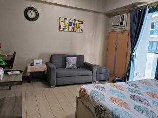 LDN condo Across NAIA Terminal 3 Vacation rental in Pasay