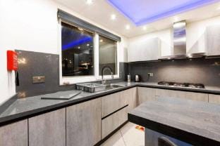 Luxury Apartment in Gzira close to Sliema 3 BR Apartment Sleep 8 Apartment in Malta