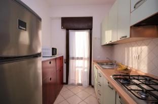 Seaview Holiday Home for 6 with Private Cozy Terrace Apartment in Bibione