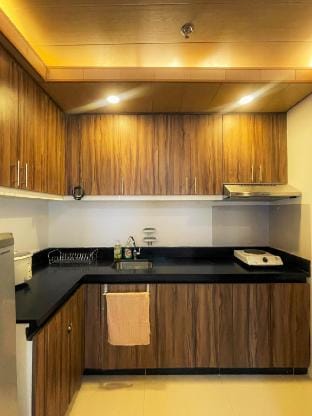 Schwesti's Lodge (Greenwoods Travel Lodge B) Vacation rental in Baguio