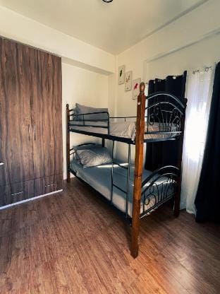 Schwesti's Lodge (Greenwoods Travel Lodge B) Vacation rental in Baguio