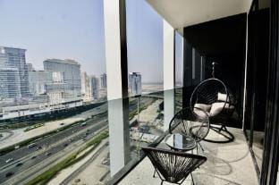Burj View Studio at Upside Living - Business Travel Ready Apartment in Dubai