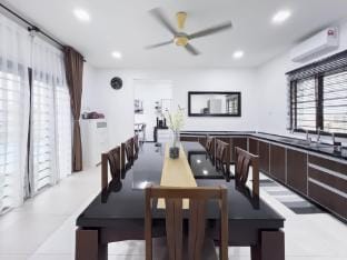 Luxury Villa Igauan Alam Sari, Bangi - Smarthome  Villa in Negeri Sembilan, Malaysia