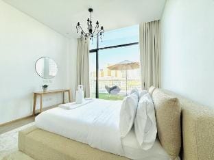 Vserve -Elegant Penthouse Stay in the Heart of JVC Vacation rental in Dubai