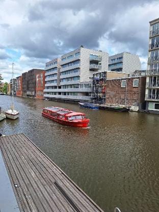 B Center charming room on the canal Vacation rental in Amsterdam