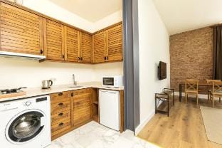 NOMAD Suite One-Bedroom with Kitchen 1+1 Apartment Apartment in Istanbul