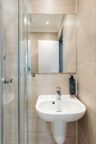 Royal Vibes in Kensington Apartment in City of Westminster