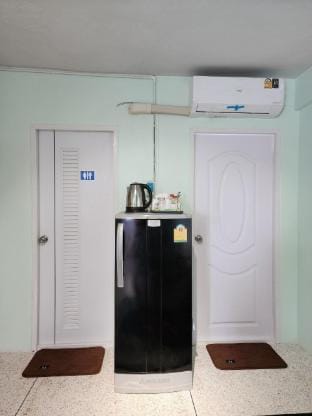 Cozy and Spacious Apartment 812  w/free wi-fi Vacation rental in Bangkok