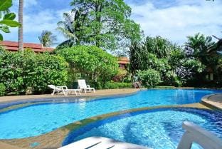 Luxurious Thai-Style Villa with Private Pool and Beach Access Villa in Ko Samui