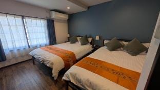 15min to Namba, Easy Access to Kyoto/USJ/KIX/NARA Vacation rental in Osaka