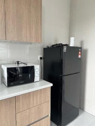 New! Modern 3BR Haven – Peaceful & Central Apartment in Subang Jaya