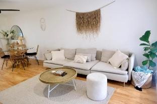 Coolangatta Surf & Stay – 3BR Townhouse Vacation rental in Tweed Heads