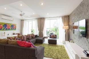 Townhouse  2 bedrooms, 3 floors Vacation rental in Kamala