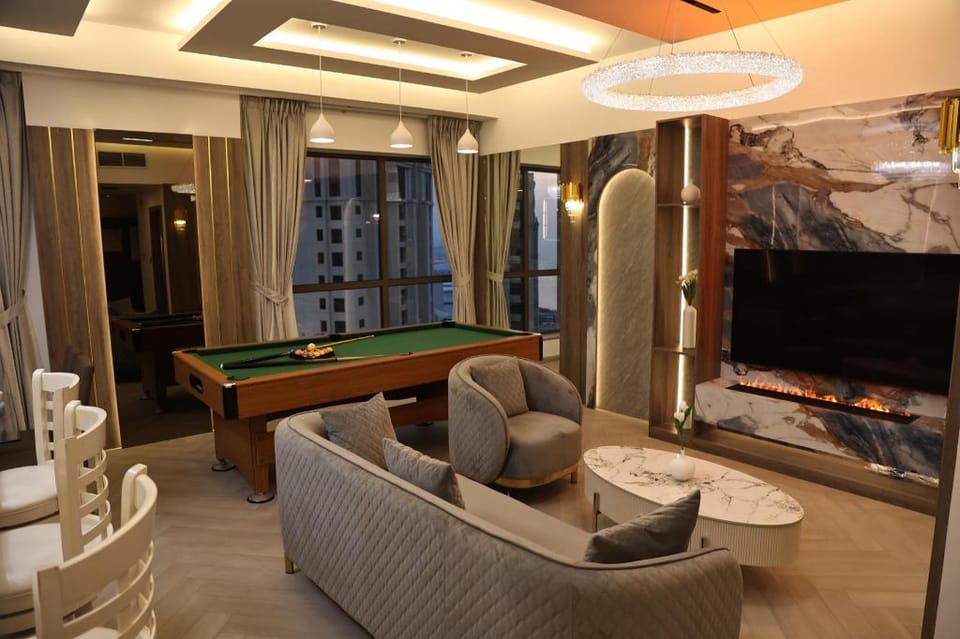 Highend Luxury Bahar Stay Hotel in Dubai
