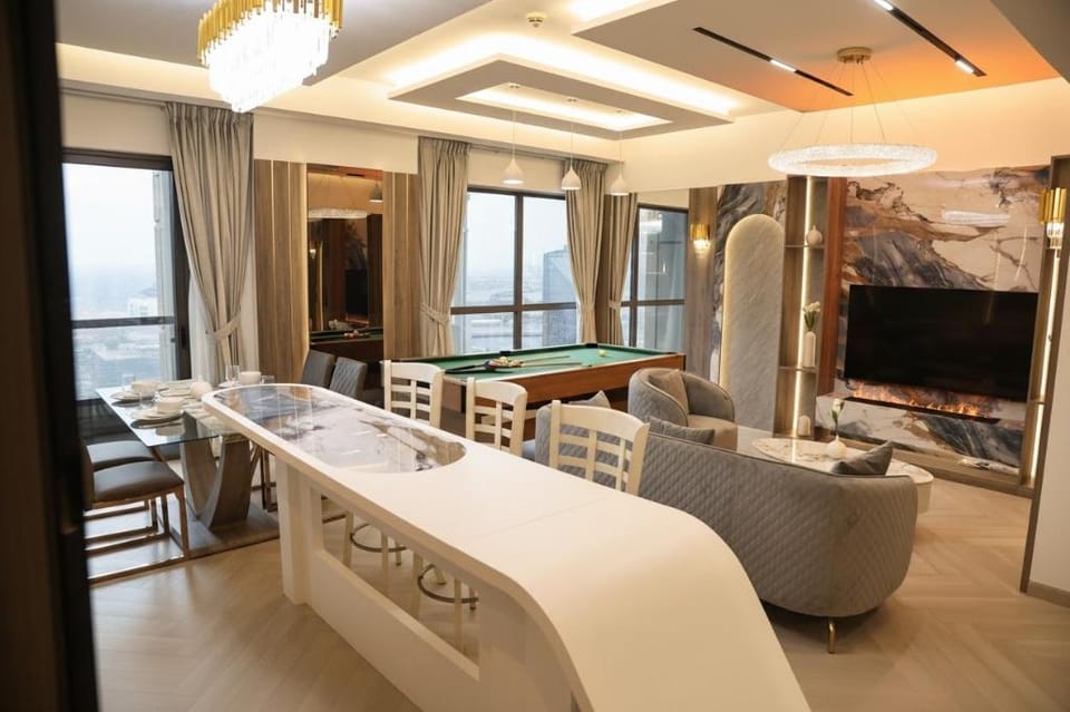 Highend Luxury Bahar Stay Hotel in Dubai