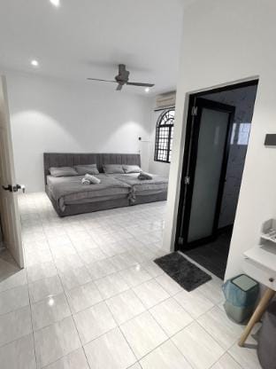 Stay2Nites Guest House Ipoh Vacation rental in Ipoh
