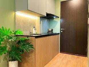 Luxe Urban Suite @ Atria Residences W/ SMS View Vacation rental in West Java